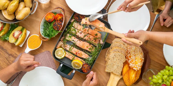 The Power of Mindful Eating: Cultivating a Healthier Relationship with Food